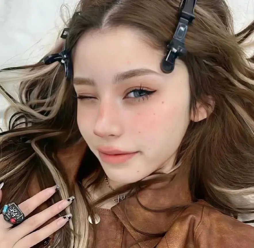 没有脸孔的老大